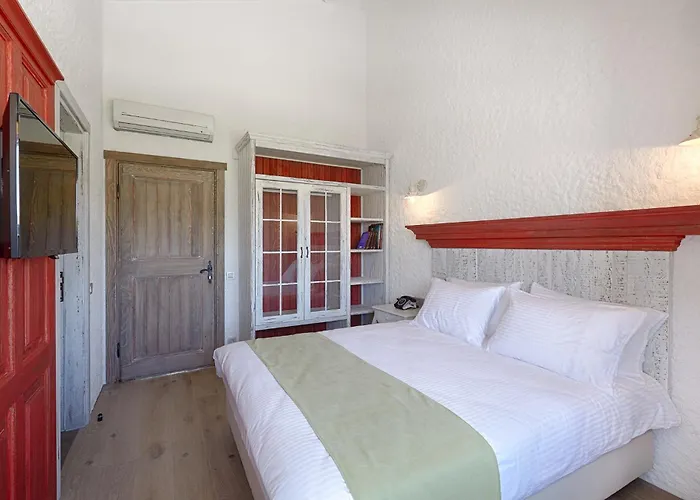 Alakapi Hotel & Villas