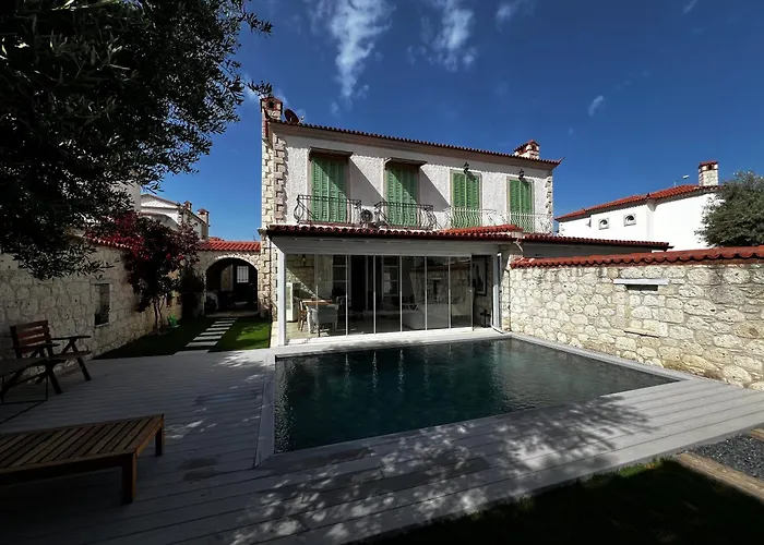 Alakapi Hotel & Villas